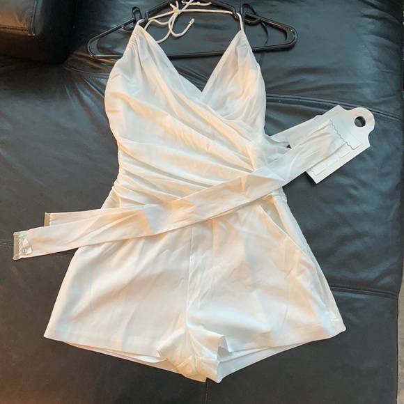 Pristine white Marciano Romper size 2 - Picture 1 of 3
